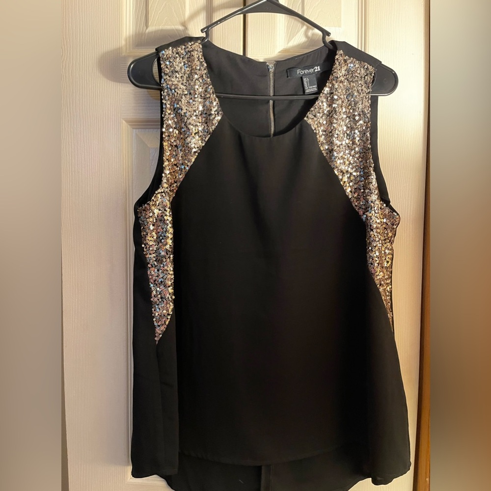 Forever21 Sleeveless Gold Sequin Top